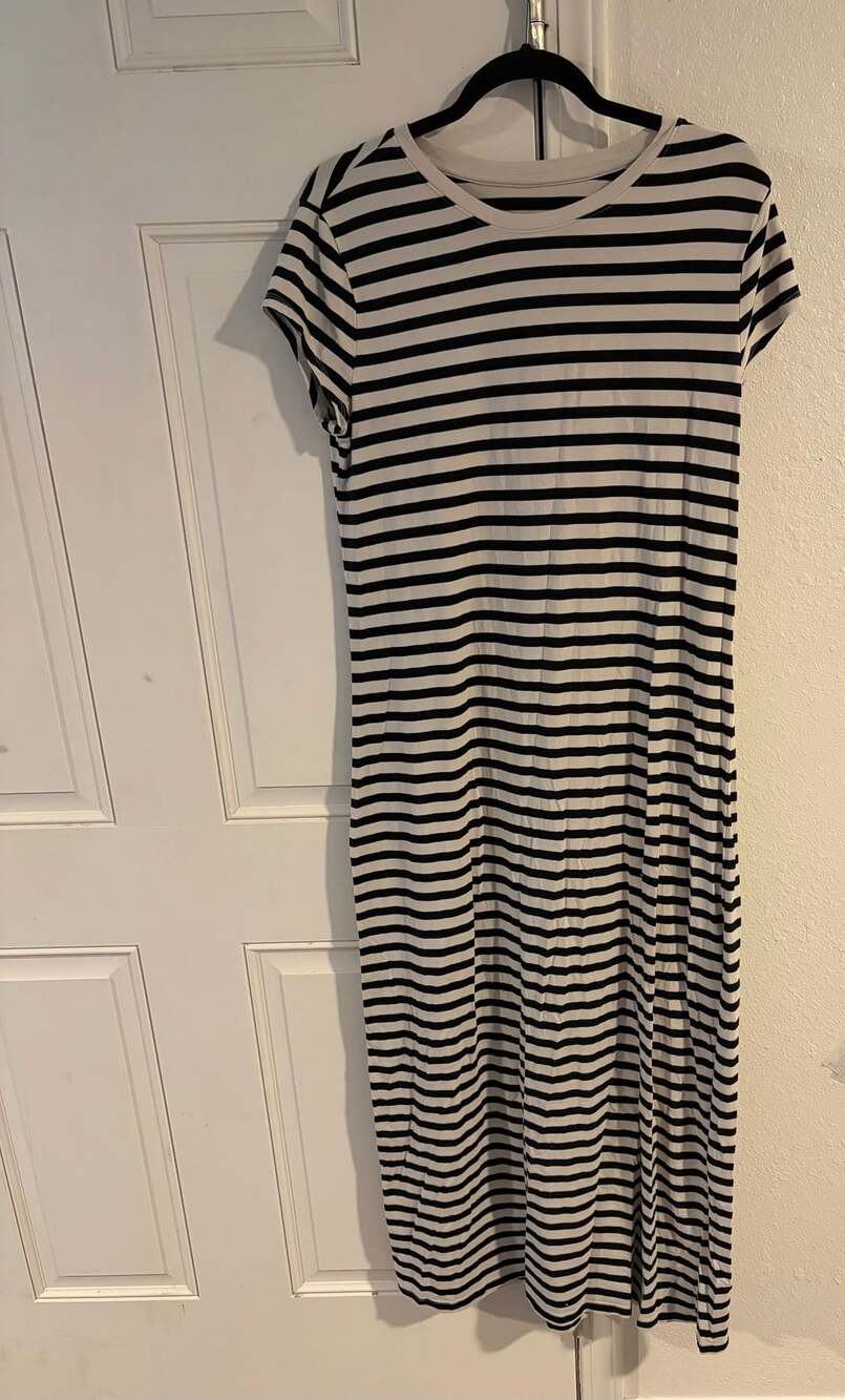 A New Day Black and White Striped Short Sleeve Maxi T-Shirt Dress Size Large